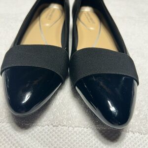 Easy Spirit Black Patent Leather Women's Flats with Elastic Strap Sz 8 NWOB